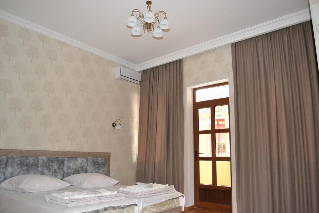 Guest House Rafael Tbilisi Buitenkant foto