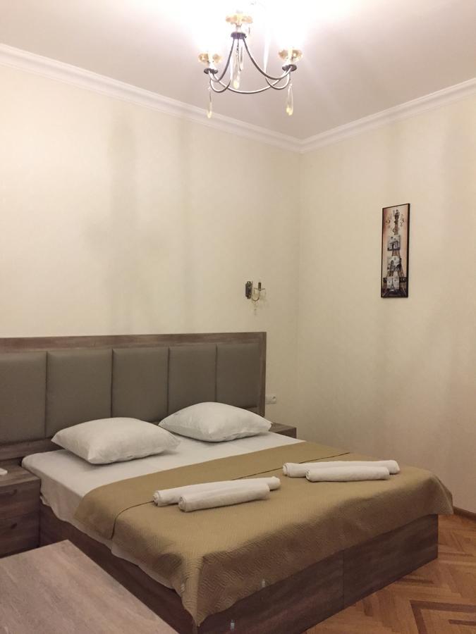 Guest House Rafael Tbilisi Buitenkant foto